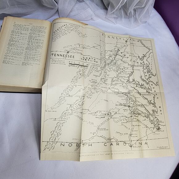 Lee's Lieutenants: A Study in command Vol 3: Gettysburg to Appomattox 1945 w Map - Picture 12 of 16